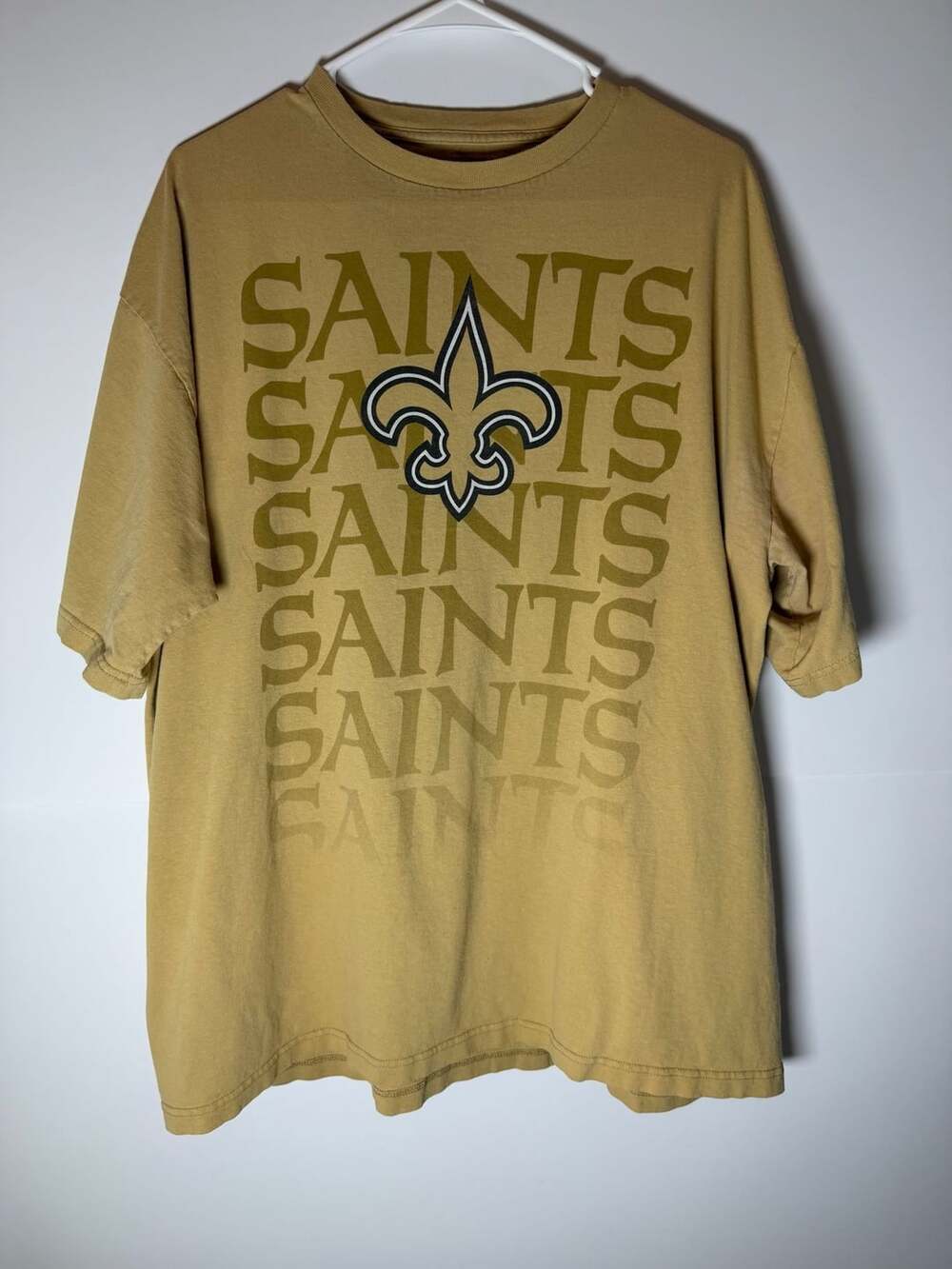 New Orleans Saints Men's Short Sleeve T-Shirt Tan